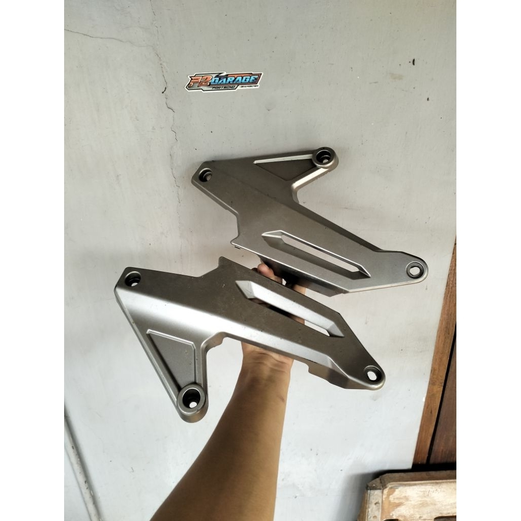 Cover bodi bawah cover bodi lower honda ADV adv 150 original second