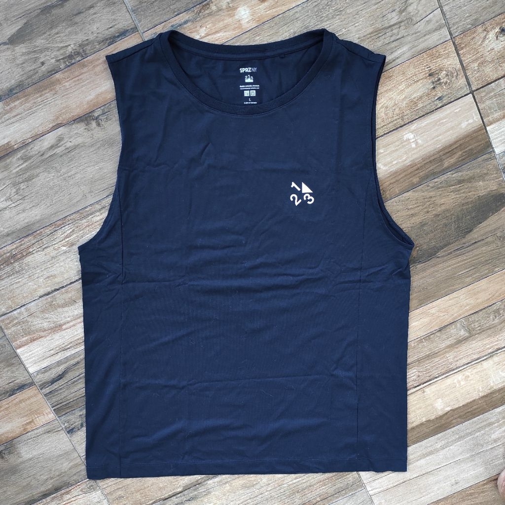 UNIQLO x SPRZNY KUTUNG / SINGLET PRIA SIZE L PRELOVED