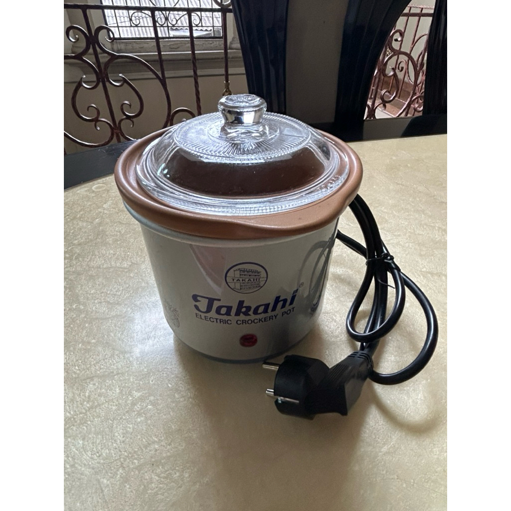 Preloved Takahi Slow Cooker 0.7L