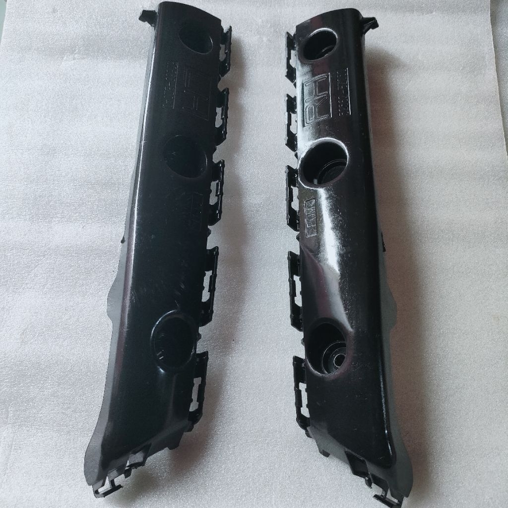 Brecket breket bemper bumper pegangan Bemper part 52563-BZ040 /52562-BZ050 original