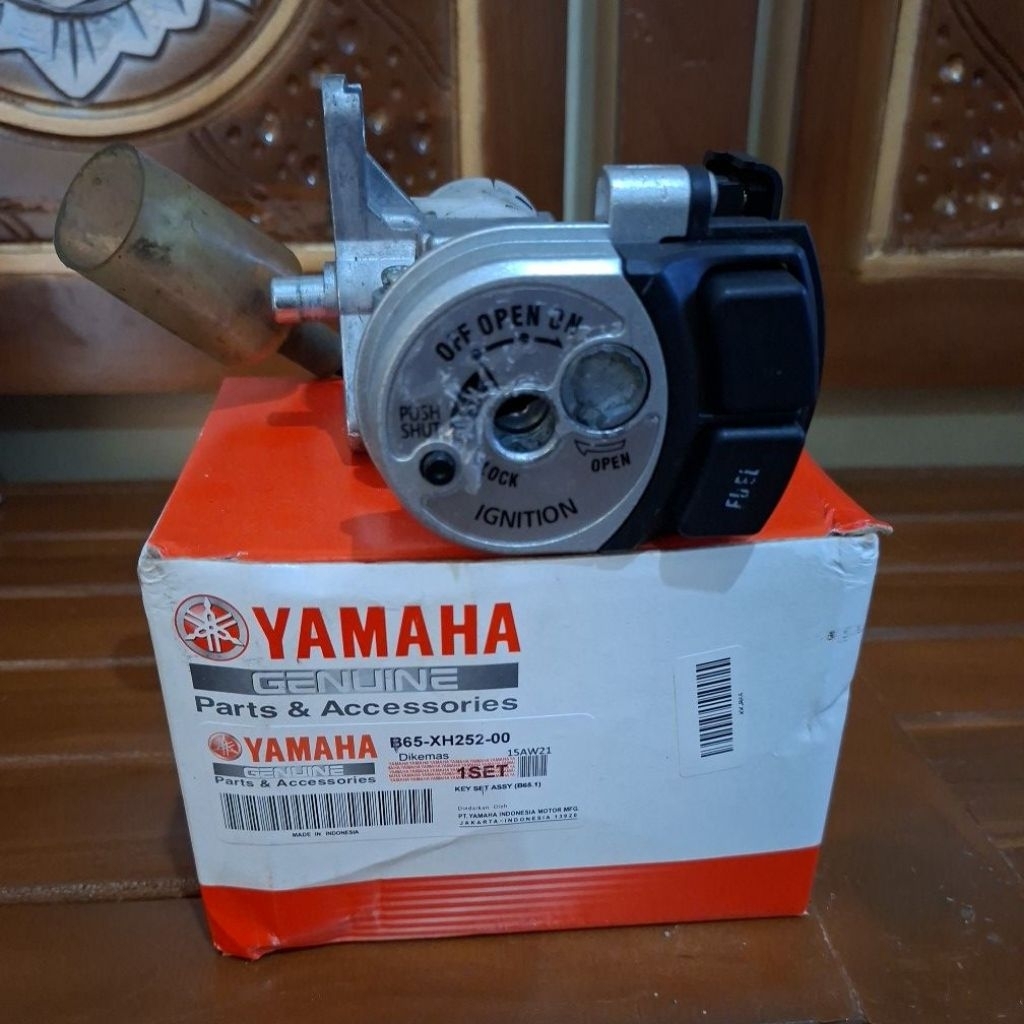 Kunci Kontak Seat Motor Yamaha Aerox Masih Layak Pakai Bekas Pemakaian Pribadi
