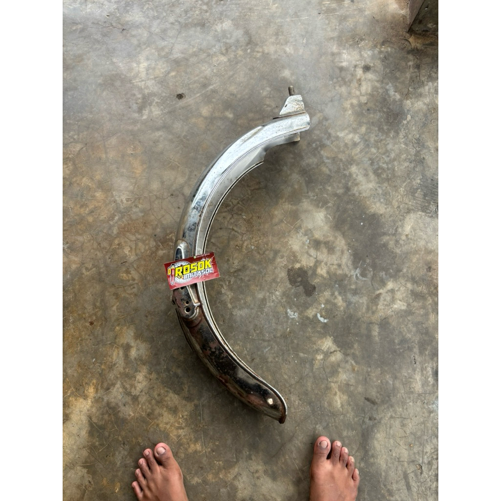 spakbor slebor cb125 imitasi bukan ori