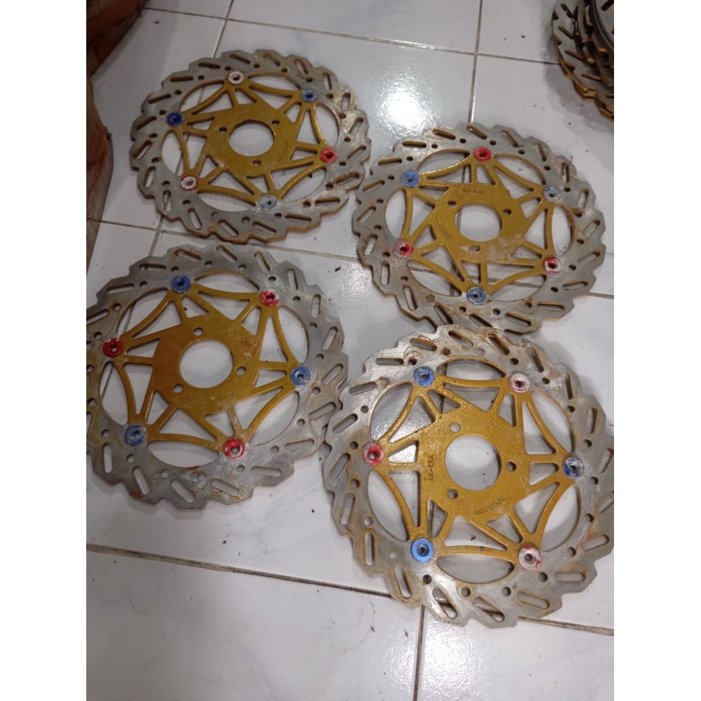piringan cakram mio j, mio m3 ,lubang 3 ukuran 260mm
