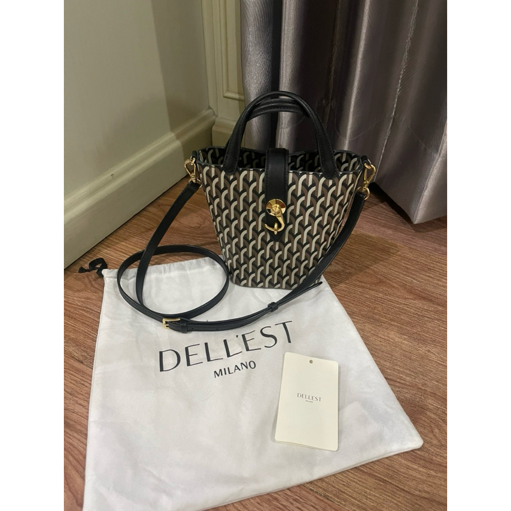 Tas Dell’est 100% original authentic preloved