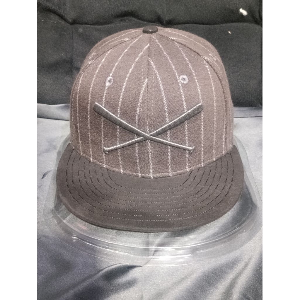 Topi New Era x Justfitted Crossbats Meton Wools Size 71/8 True Size Likenew 100% ORIGINAL