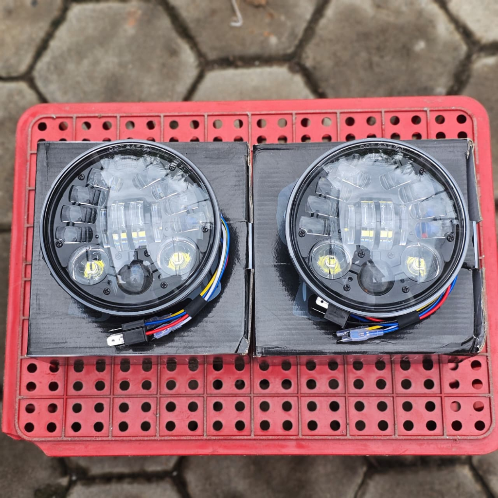 Lampu Daymaker 5,75 Inch 16 Led DOT SAE Gorilla