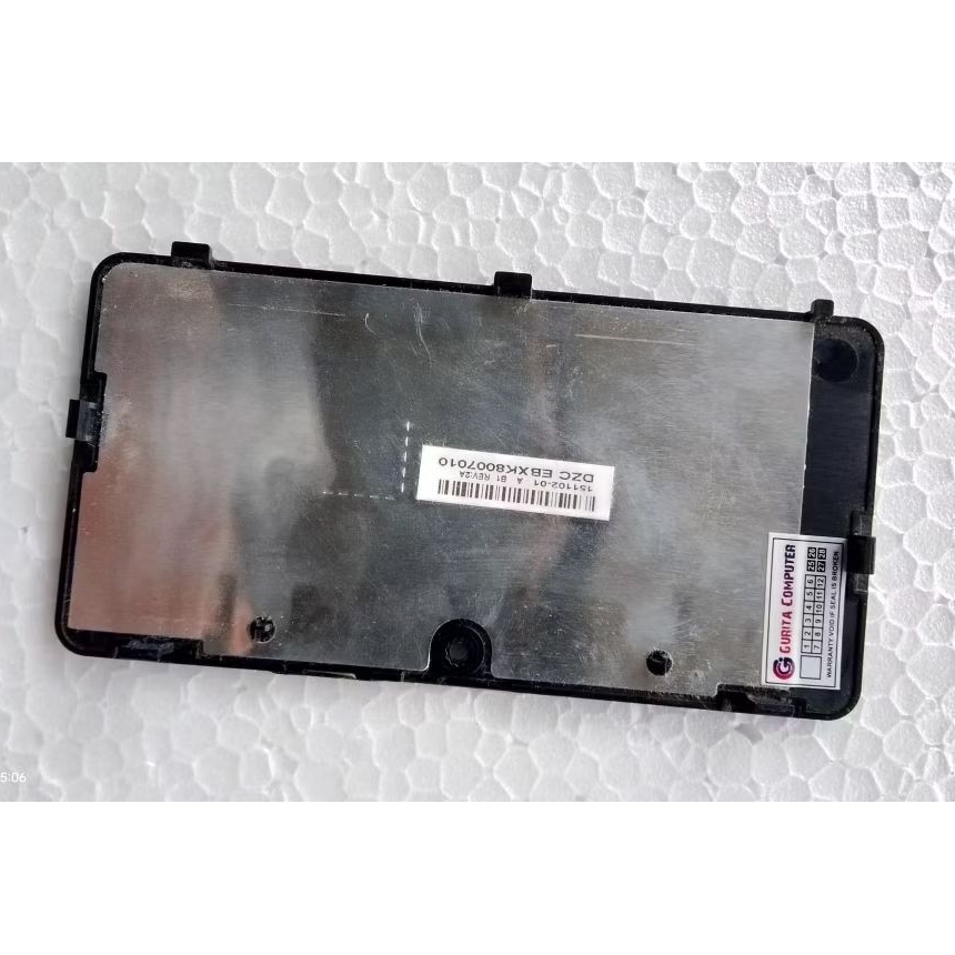 tutup SSD laptop asus A456u