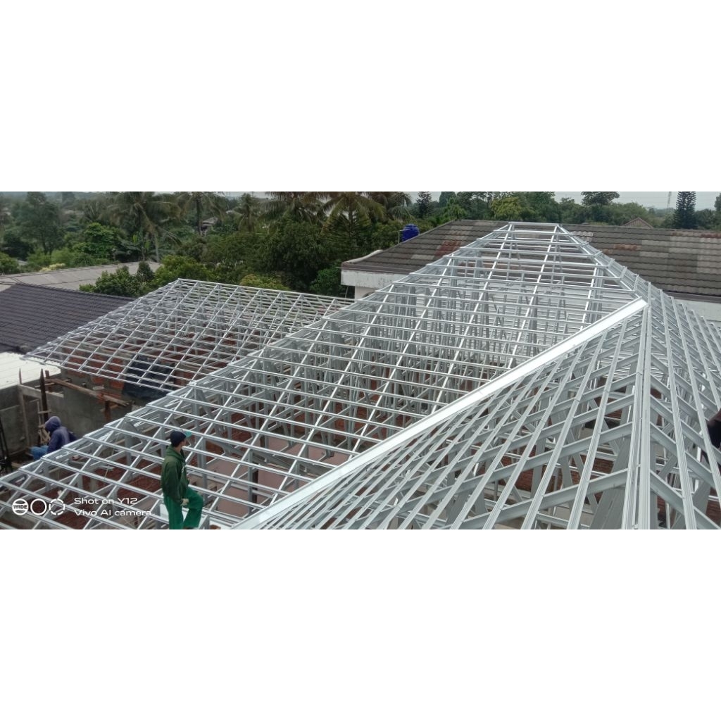 Rangka Atap Baja Ringan