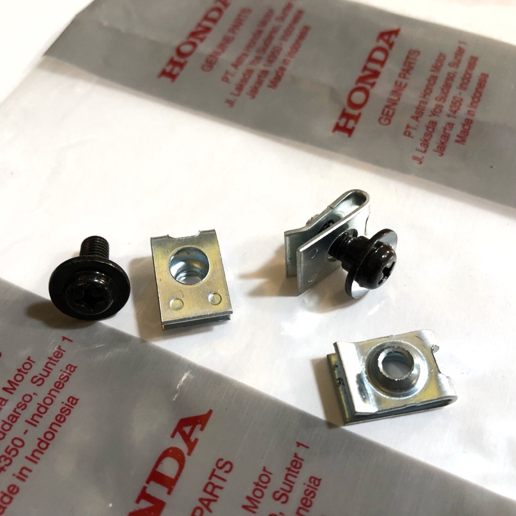 1set Baut Klip M5 Baut hitam klip Putih original Cover Sayap Body Honda Karisma SupraX 125 revo Orig