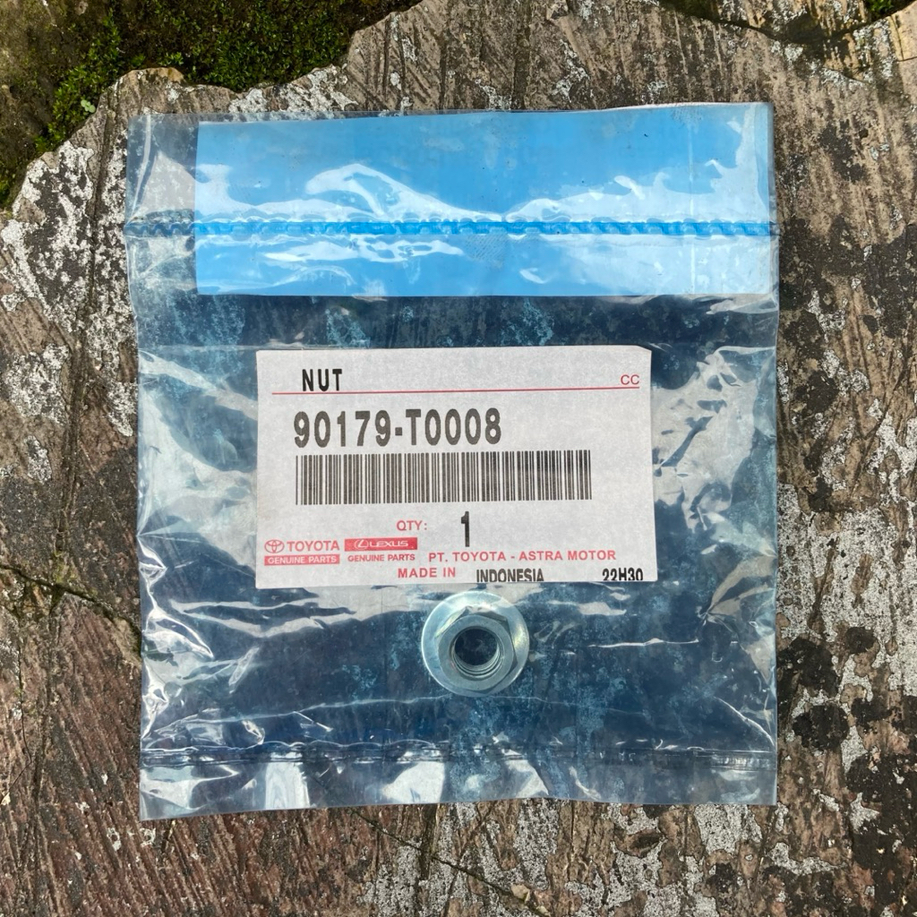 Nut (For Front Wiper Arm Setting) Mur Stang Gagang Corolla Corona KE30 RT81 RT100 RT104 RT116 AE92 A
