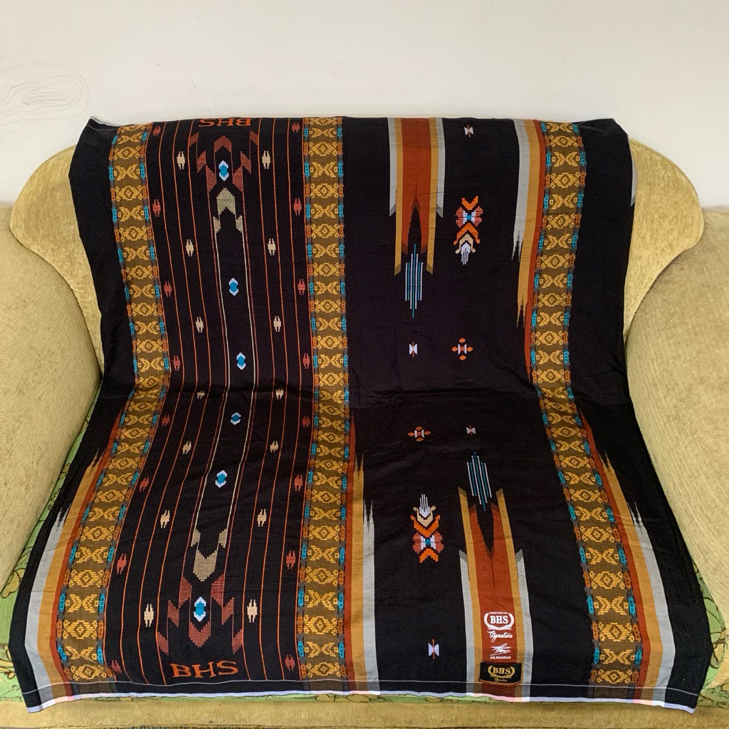 bhs signature sutra mesres seken seperti baru