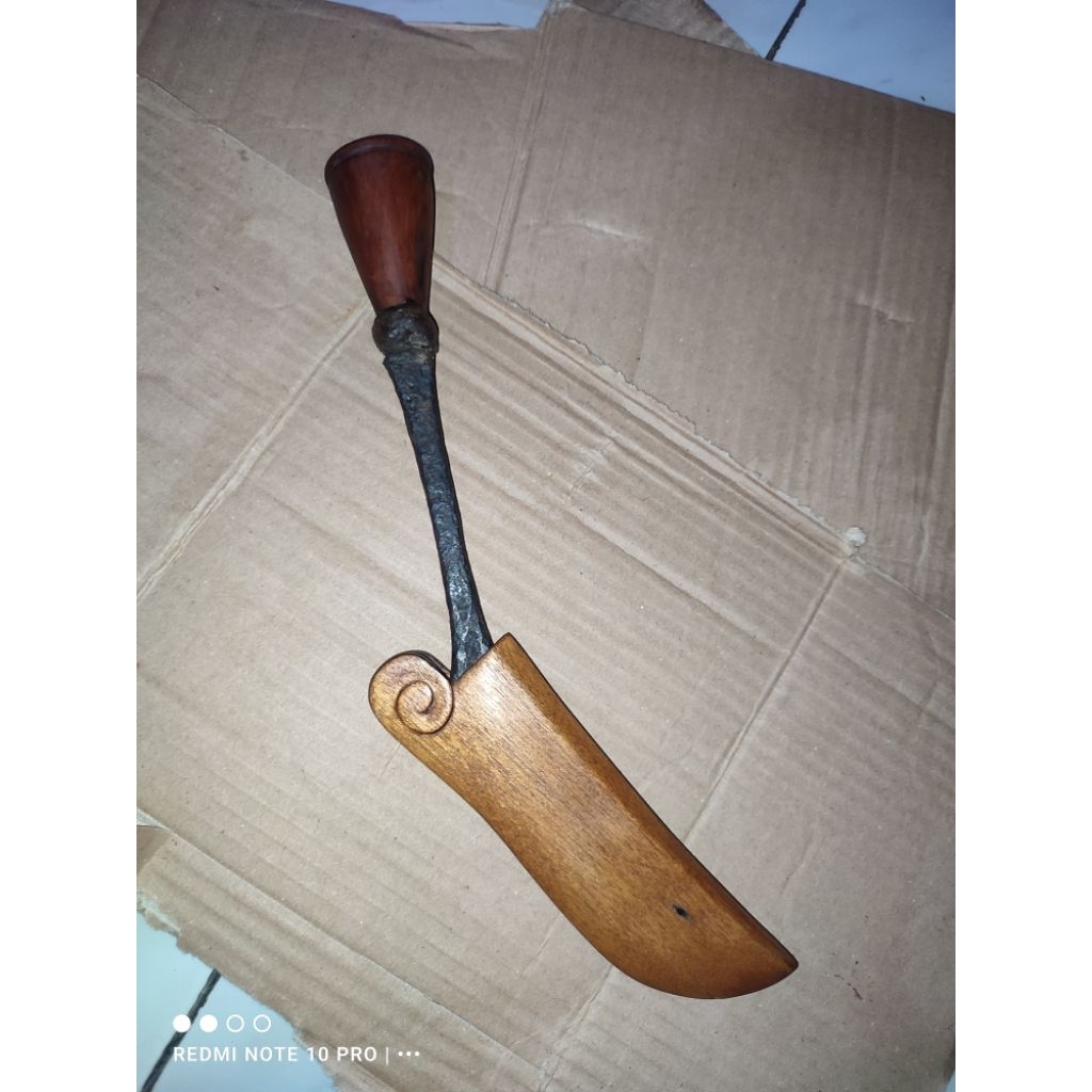 Keris tindih kabudhan era singosari sangat tua