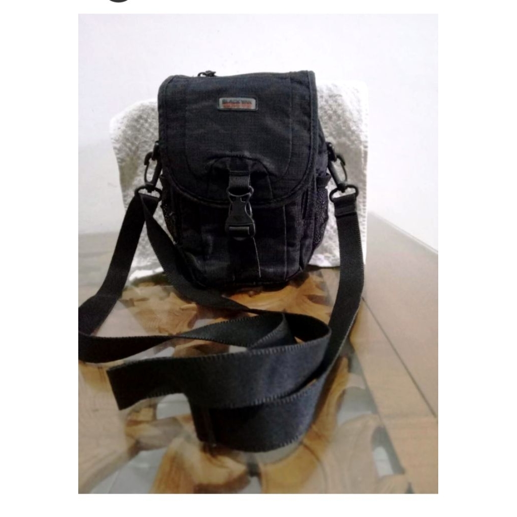 Tas selempang Black Yak