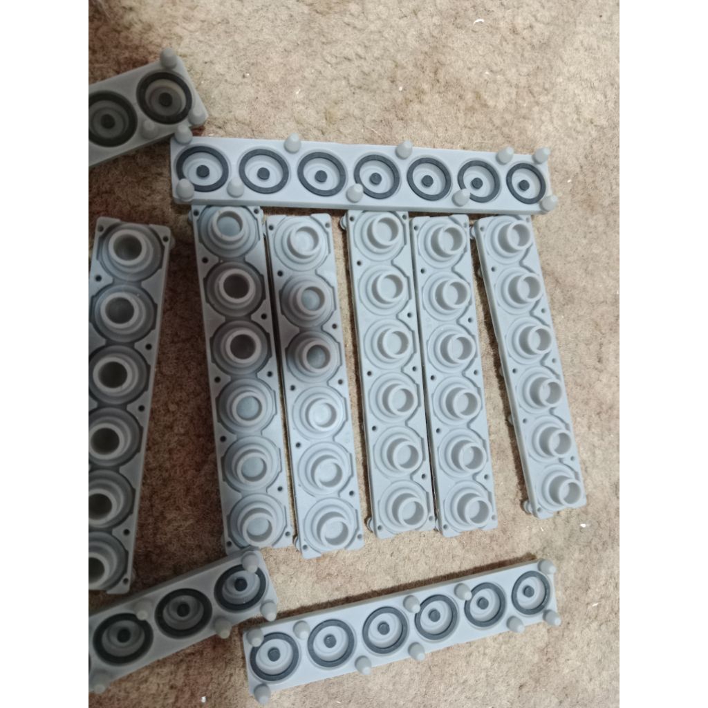 1 blok karet tuts Keyboard KN-650, KN-750,KN-800,KN-900,KN-1000,KN-1200 Kondisi Normal