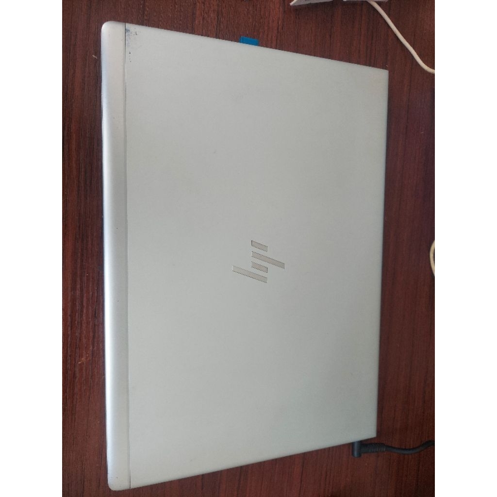 HP elitboox 745 G5