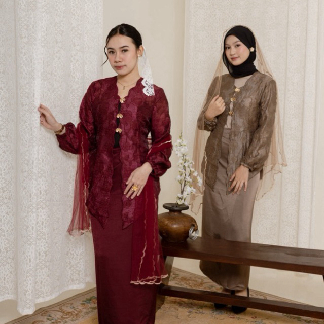 DELTA Laila Set - RAYA COLLECTION 2026 Set kebaya termasuk kain sarung dan selendang bordir