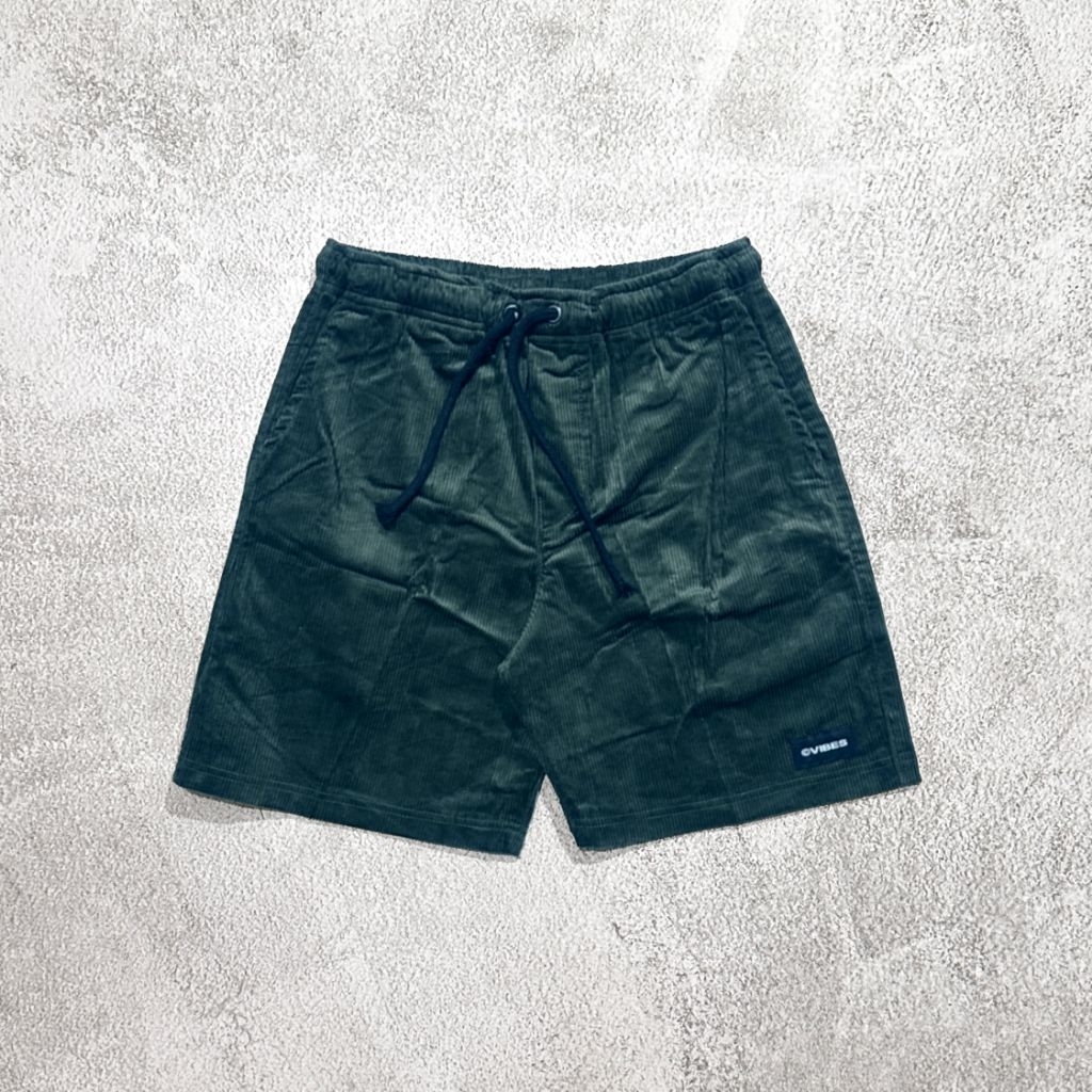 CELANA PENDEK CORDUROY / VBS HIJAU