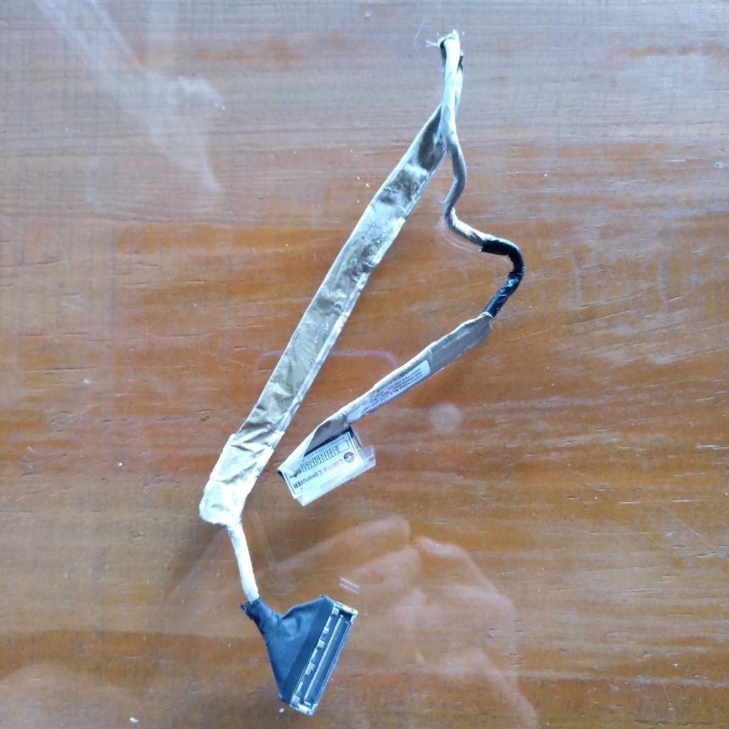 fleksibel layar dell Inspiron 13-7359