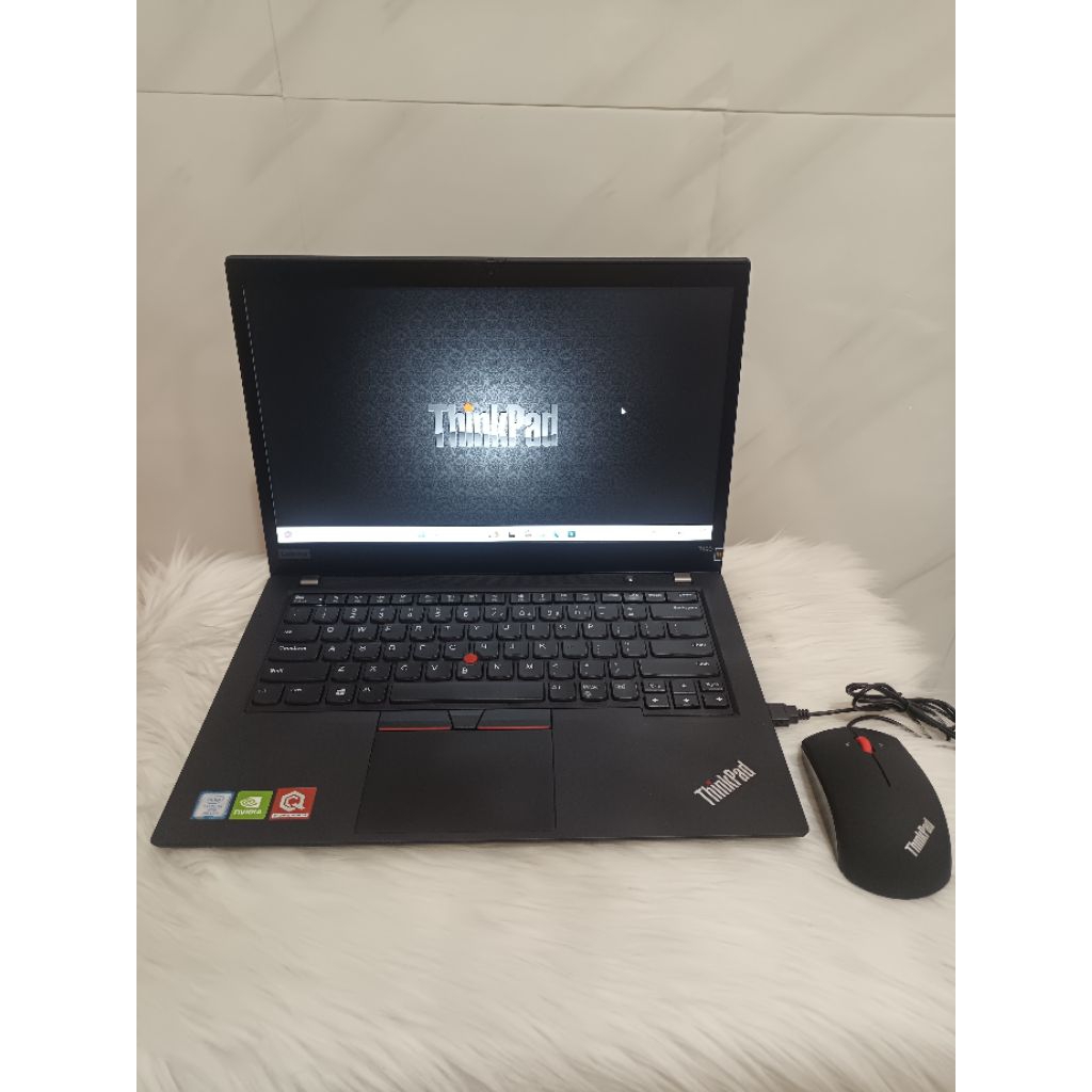 THINKPAD T490 DUAL VGA NVIDIA MX250 2GB