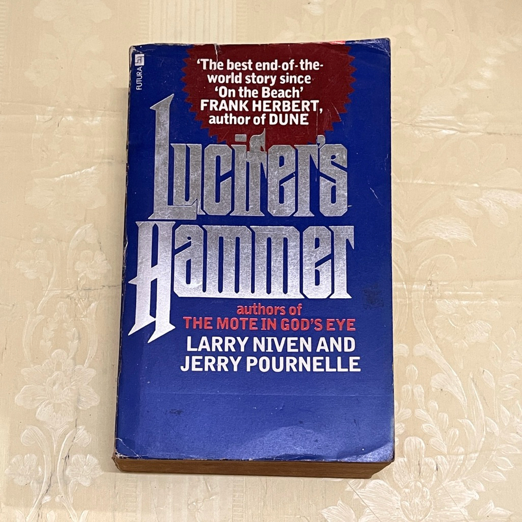 Novel LUCIFERS HAMMER by LARRY NIVEN AND JERRY POURNELLE