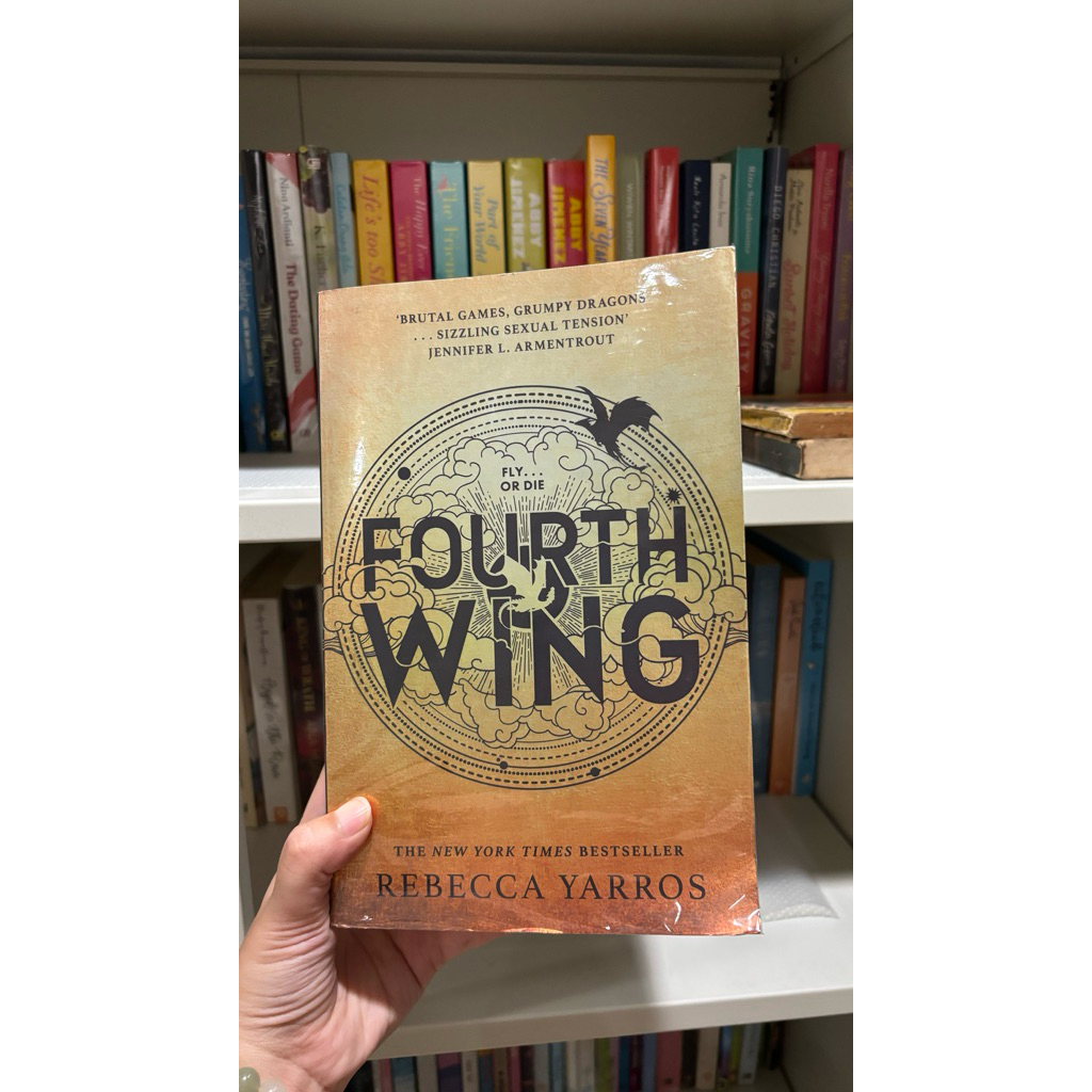 Preloved Novel Fourth Wing - Rebecca Yarros