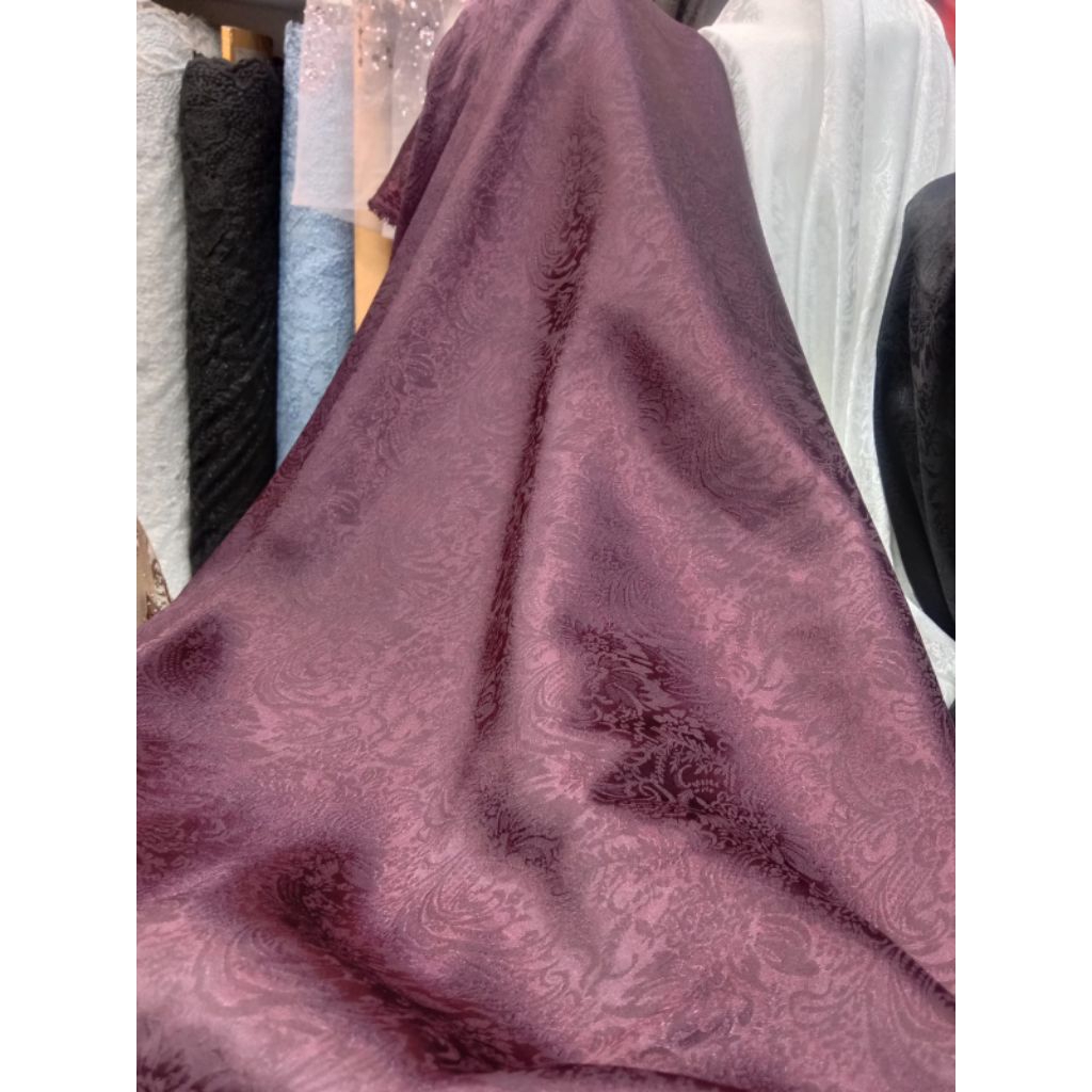 Armani jaguar silk/jaguar silk