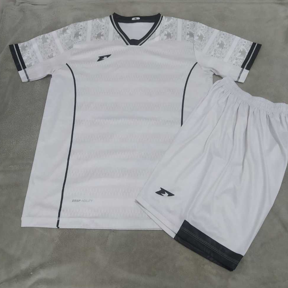 Jersey Setelan SEPAK BOLA/FUTSAL2025 Dryfit Polos Custom_nama/NOMOR PUNGGUNG/DESAIN GAMBAR/LOGO Bany