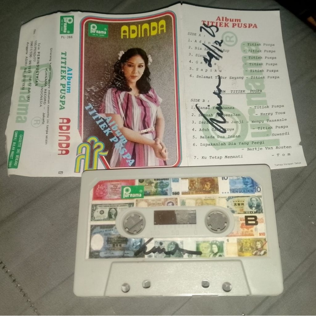 kaset pita:Titiek Puspa-Adinda
