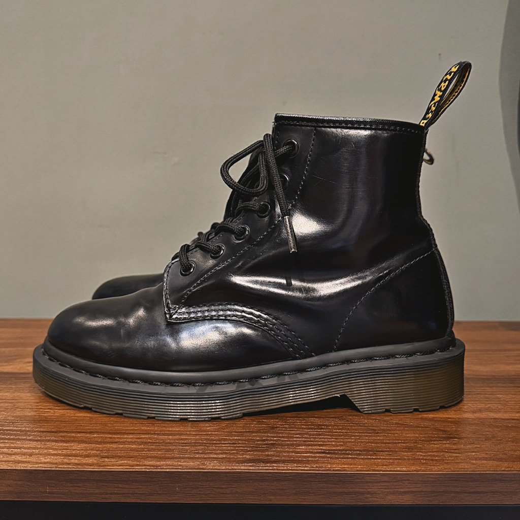 Dr Martens / Docmart 101 Black Stitch
