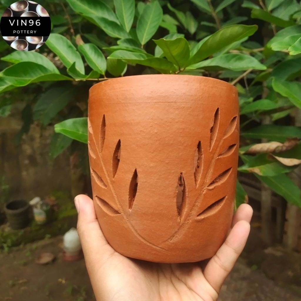 Pot anggrek D13cm gerabah tanah liat