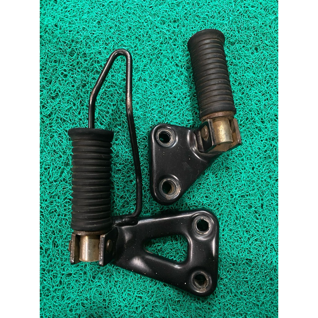 Footstep belakang klx150 original copotan motor