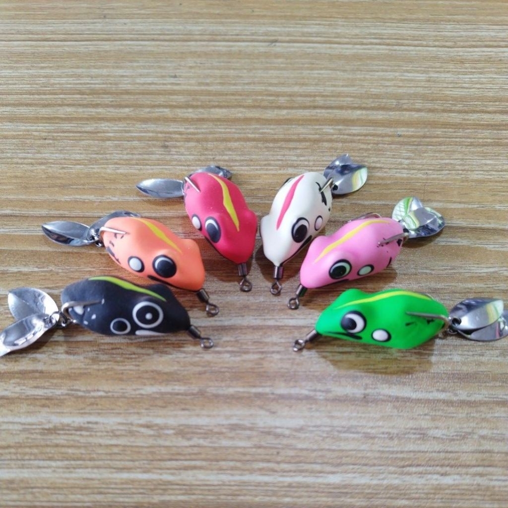SOFT FROG SAE LURE 3,5 CM DOUBLE BLADE