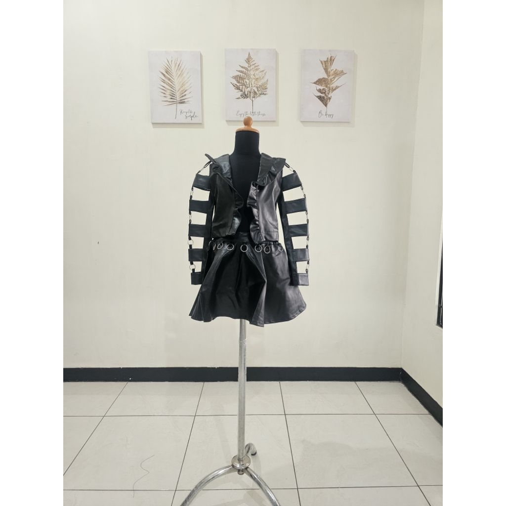 Baju Setelan Rok Rockstar Anak PRELOVED