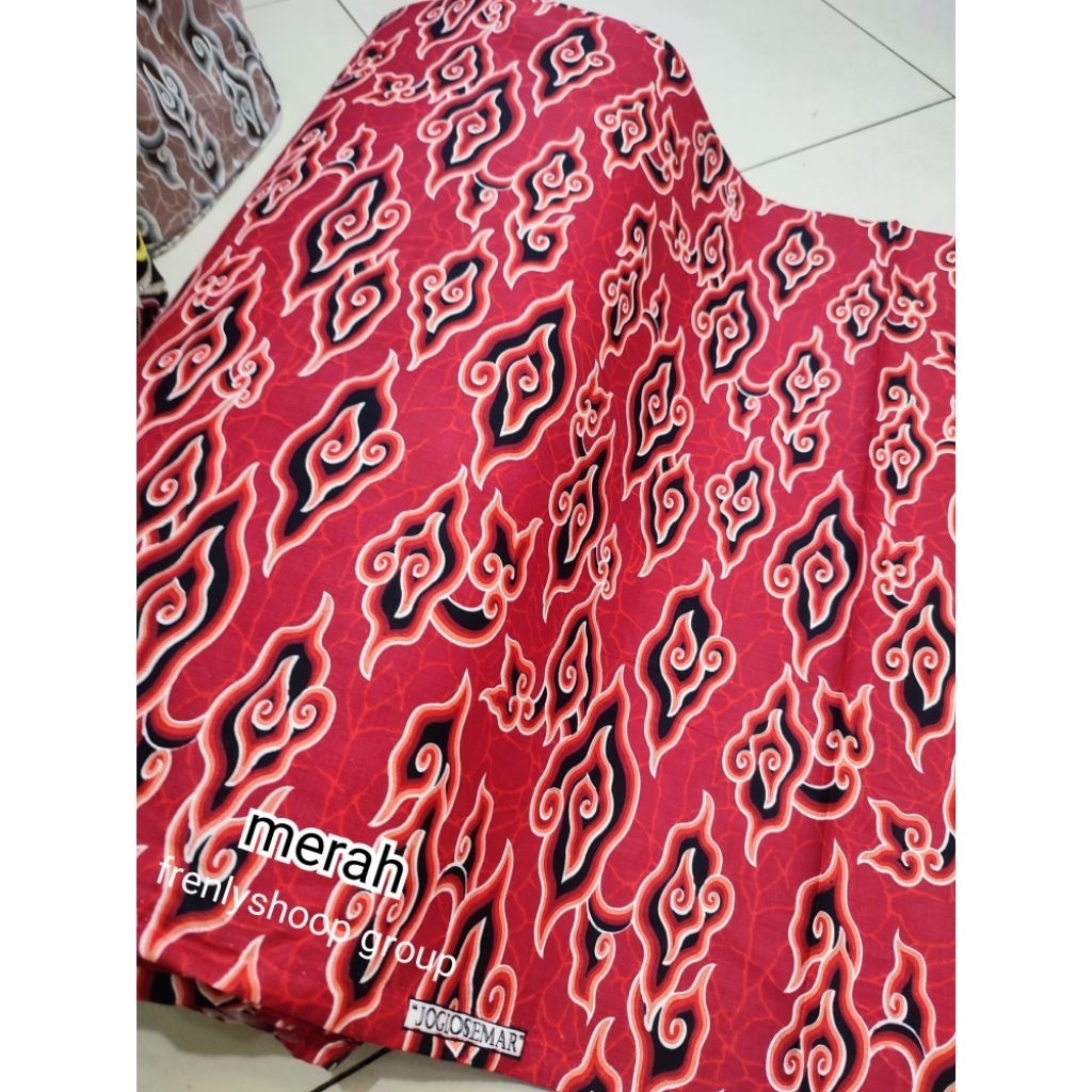 Kain Batik Mega mendung katun / Bahan Batik Mega mendung (hrg 50 cm)