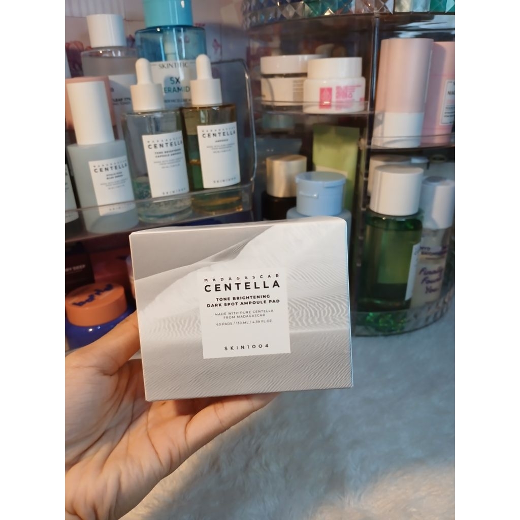 TONE BRIGHTENING AMPOULE PAD SKIN1004