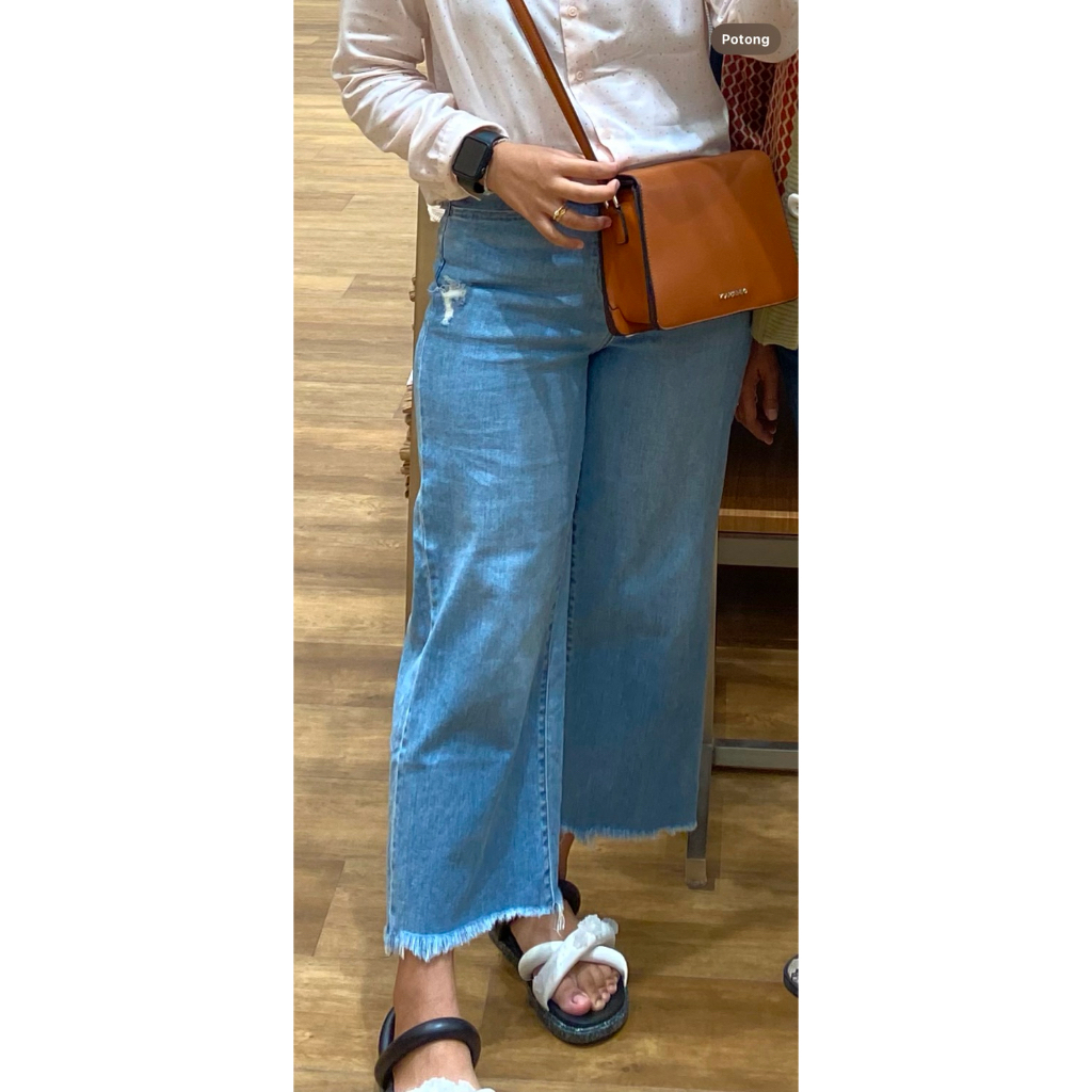 Preloved Kulot Ankel Jeans by uniqlo