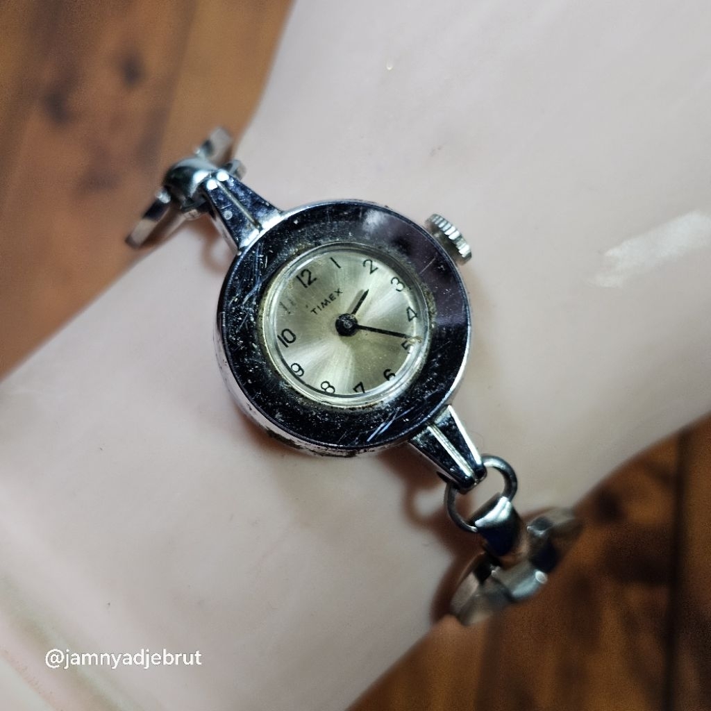 Jam Timex Manual Hand Winding Vintage Ladies Rantai Model Gelang Bekas