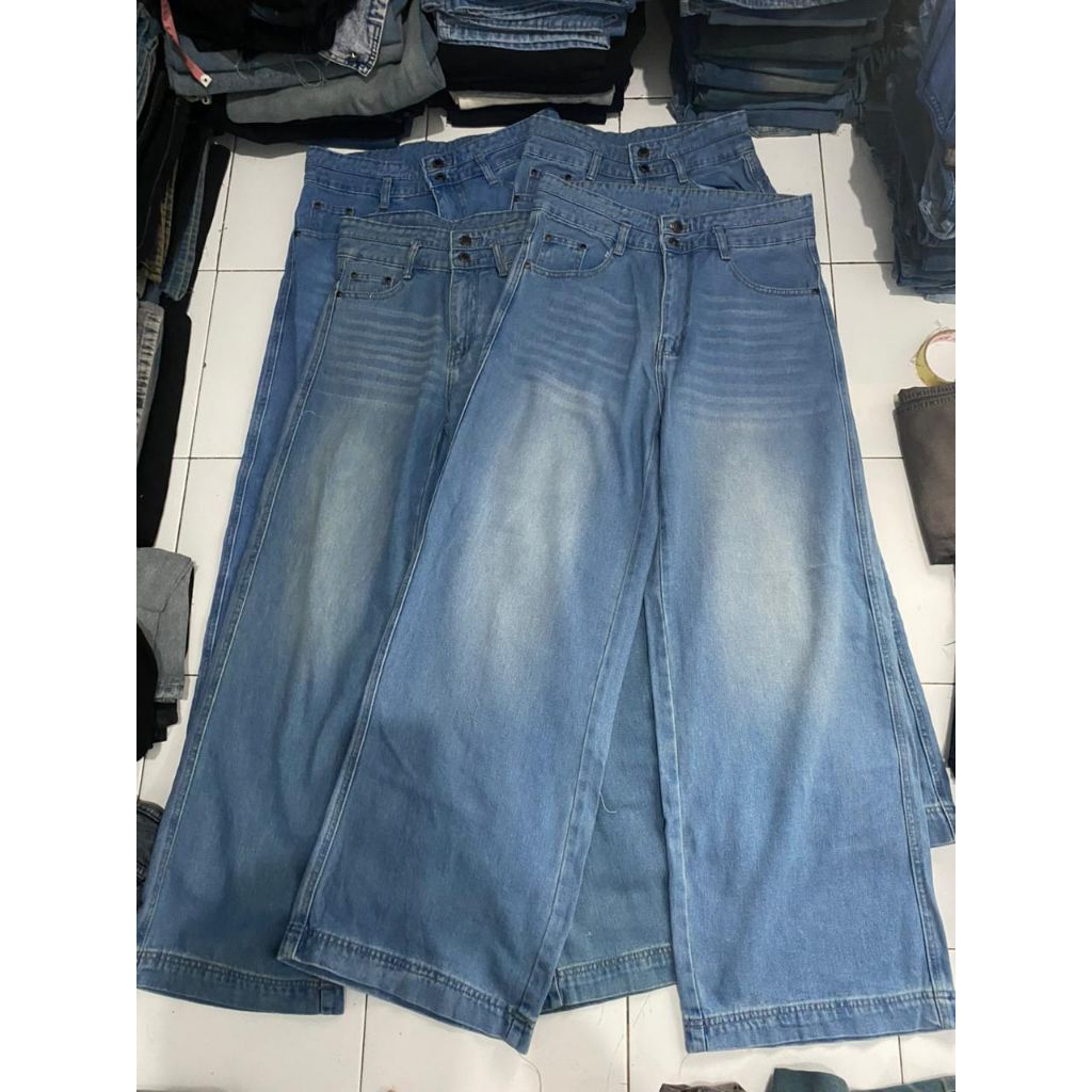 Celana Jeans Rijek gudang