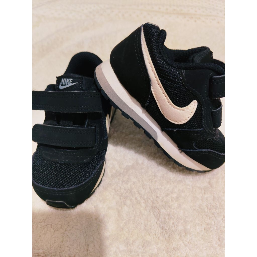 preloved sepatu nike anak laki-laki. ukuran ada dipoto