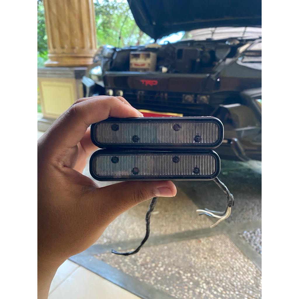 Lampu whelen ion second 2pcs