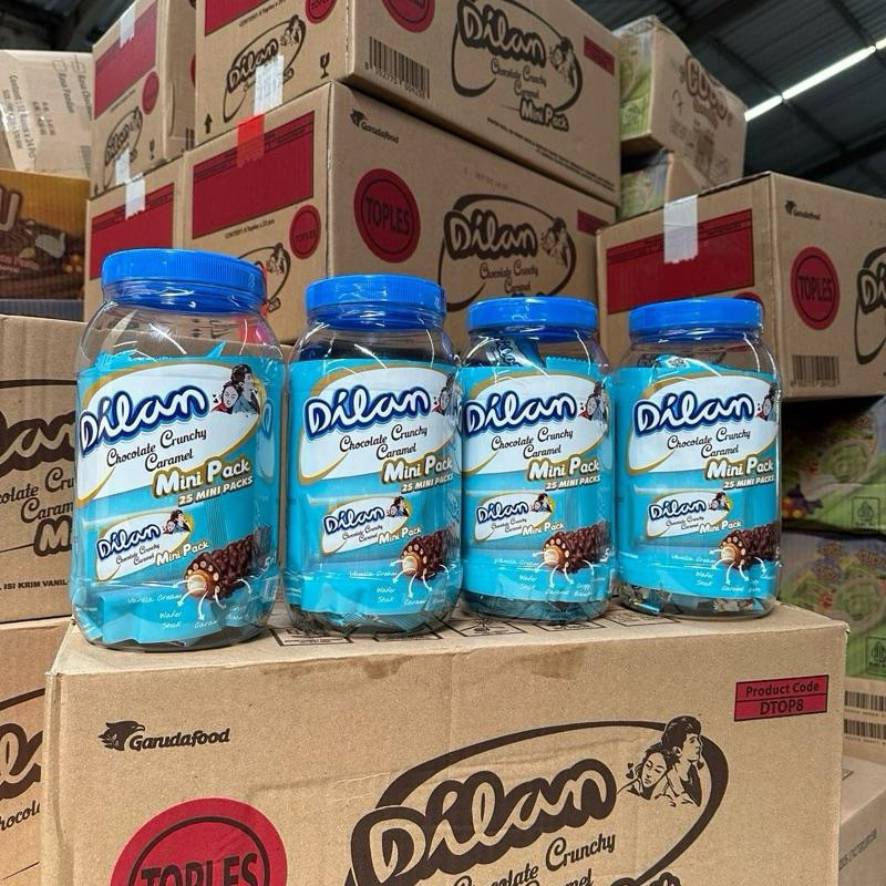 (Dewiq)Dilan Toples 1 Karton Isi 8 Choco Crunchy Caramel Wafer Snack