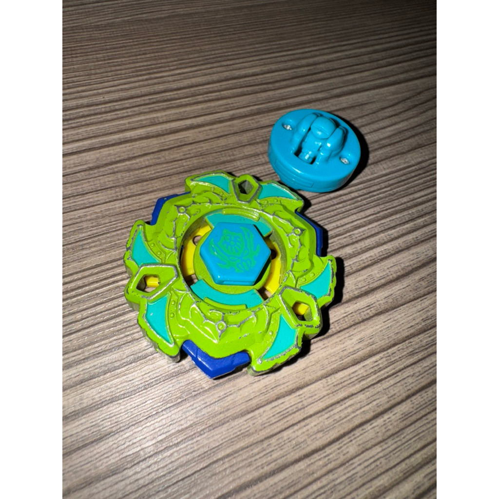 Beyblade Metal Fury Variares D:D Hyperblades Hasbro
