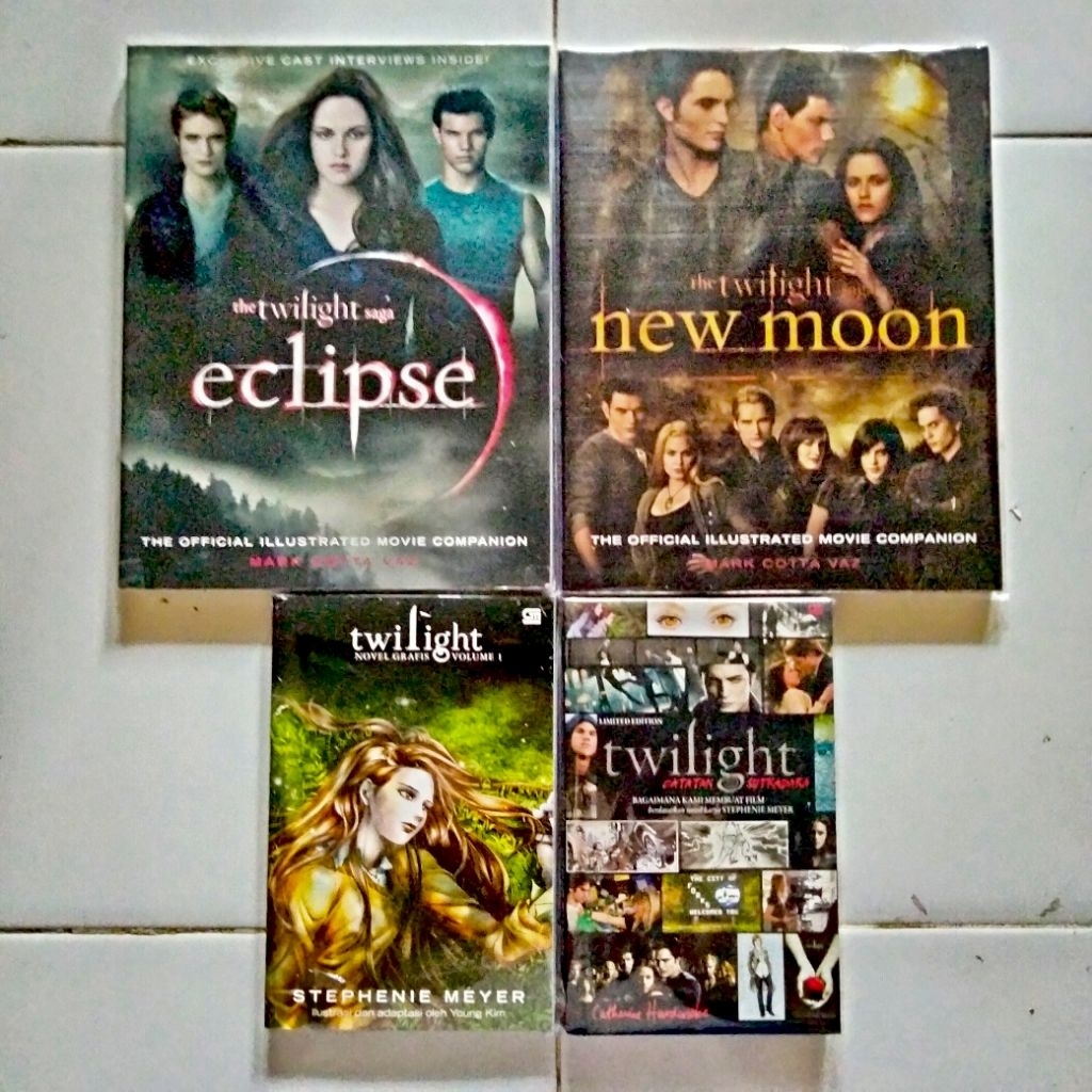 Paket Twilight - Novel Grafis - Catatan Sutradara - Eclipse - 4 Edisi