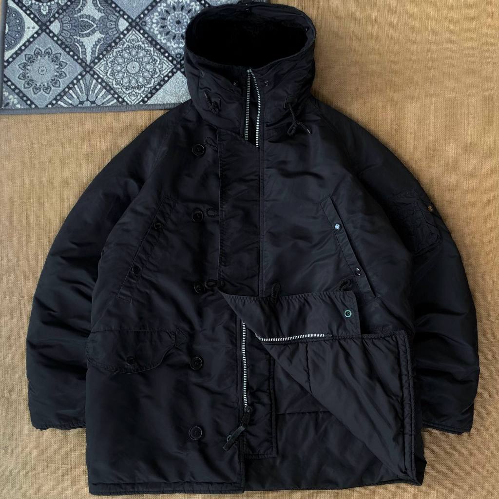 jaket Alpha Industries N3B size L (seperti baru) 100% original 130226C
