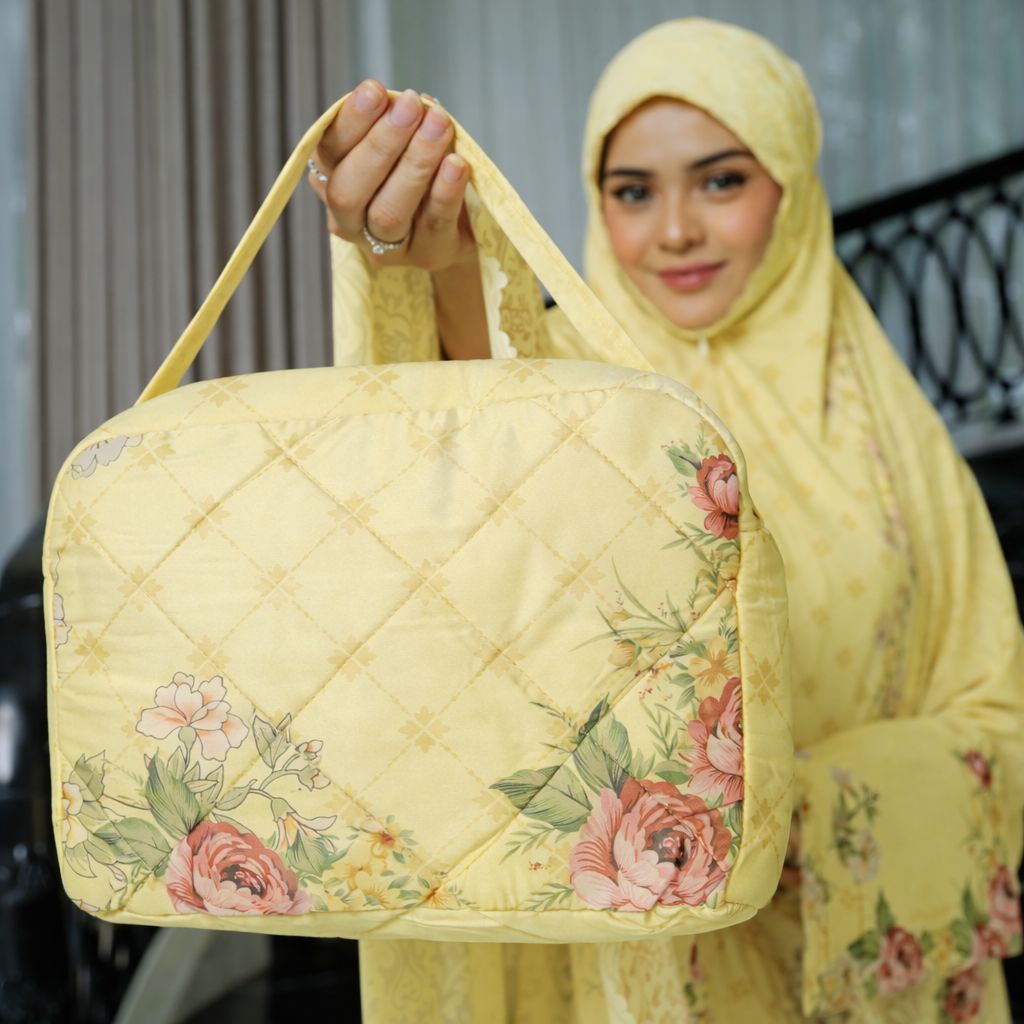 Mukenah saadah by gallery syarifah/mukena edisi eid/mukena silk/mukena armani sil/mukena jaguar silk
