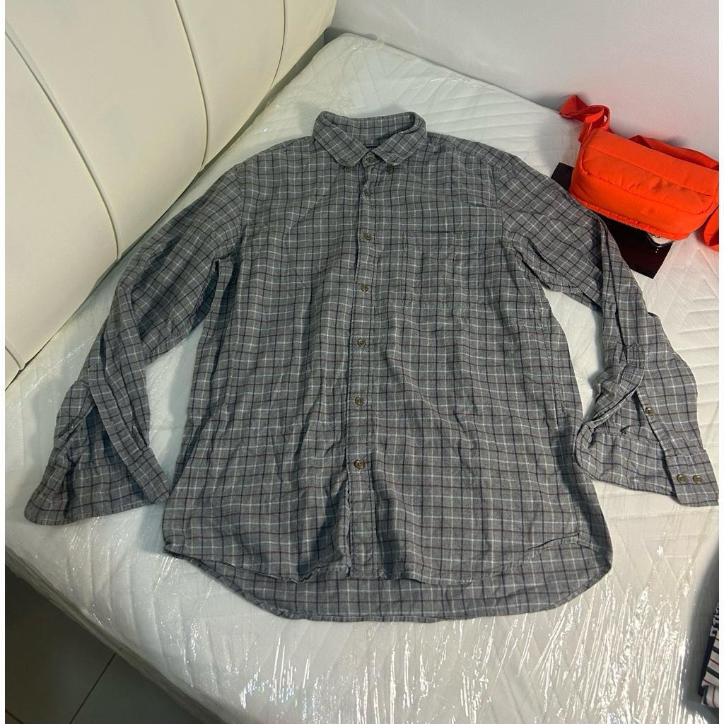 preloved kemeja flanel pria uniqlo