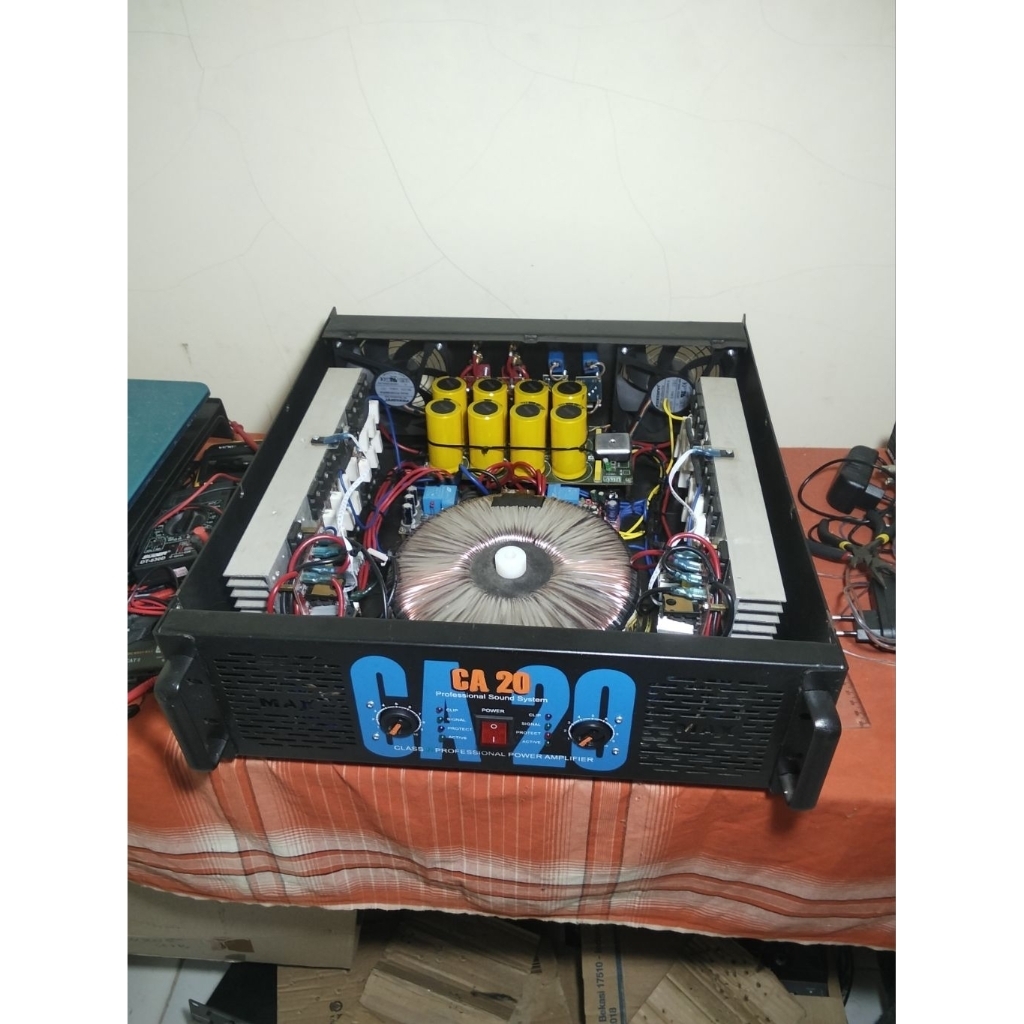 Power amplifier rakitan 20 Amper ct 55 rasio balap free packing kayu