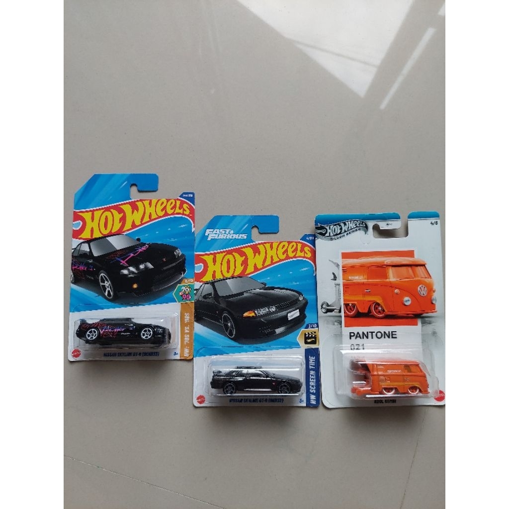Hotwheels FF R32 R33