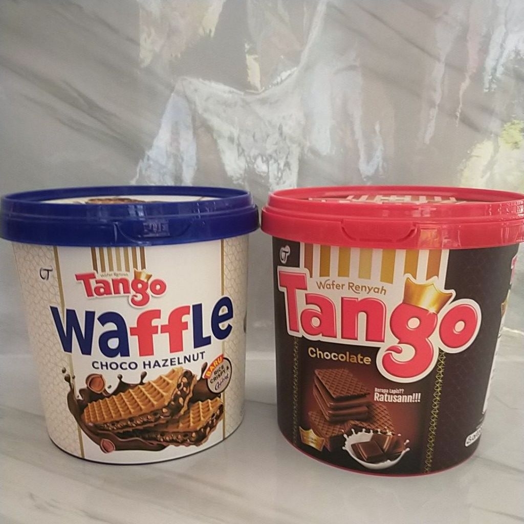Roti kaleng/ember (tango wafer/wafle tango)