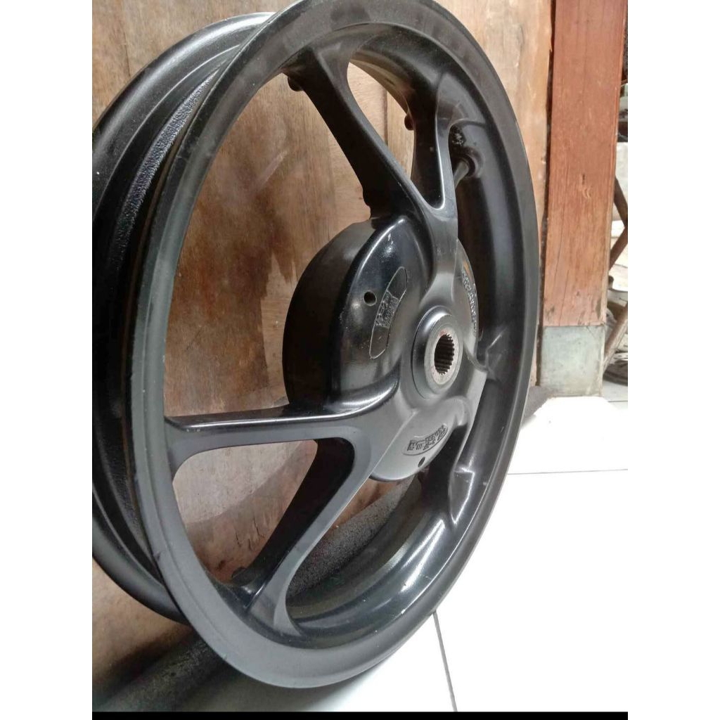 velg racing Belakang motor yamaha Lexi